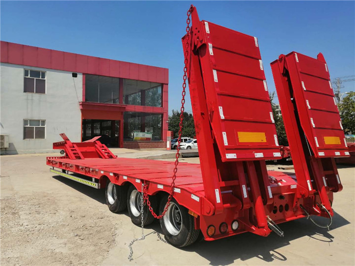 大型設(shè)備在運(yùn)輸卸車時(shí)需要怎么做？這些事項(xiàng)都要注意了！